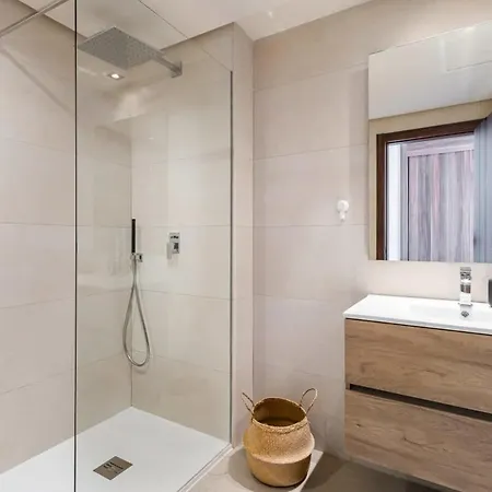 Luxe Duplex Penthouse Scenic Views * Marbellac