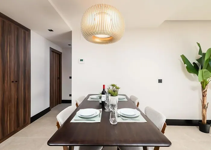 Luxe Duplex Penthouse Scenic Views Appartement Marbella